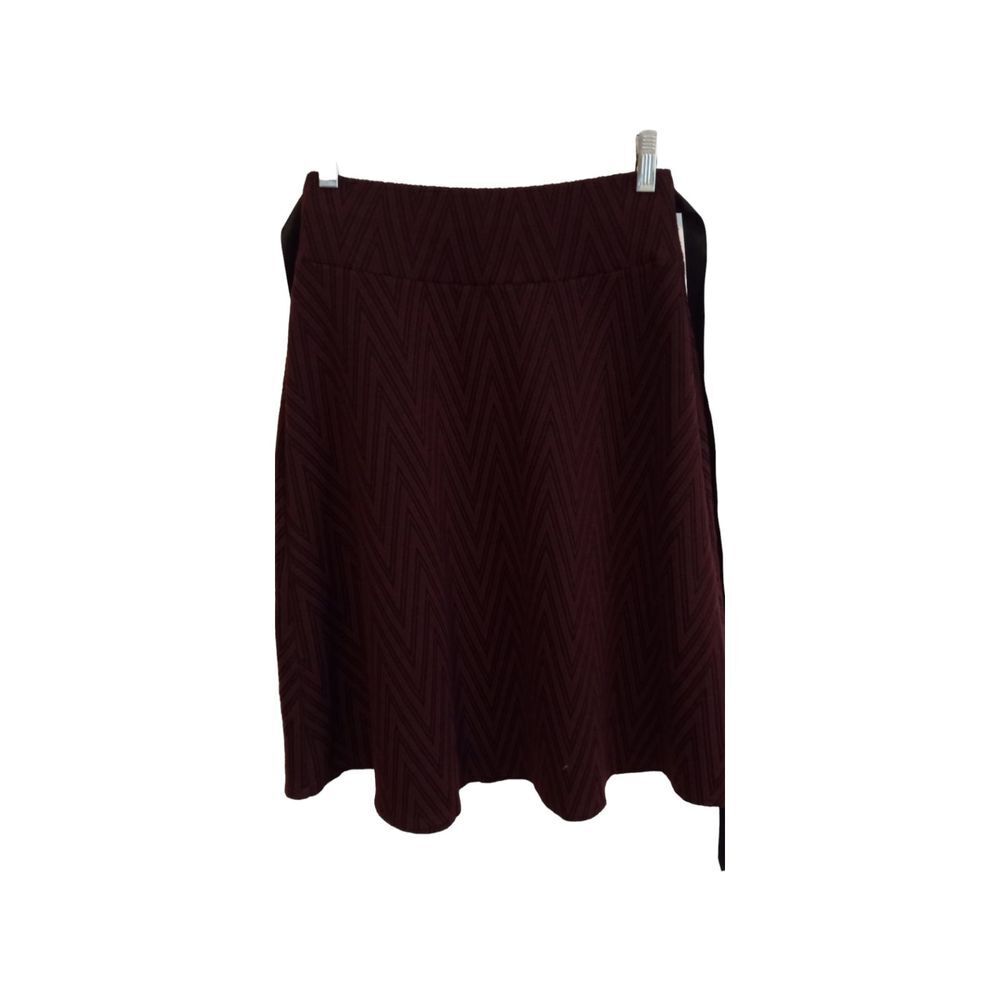 Joe‎ B maroon and black flowy front black tie midi skirt